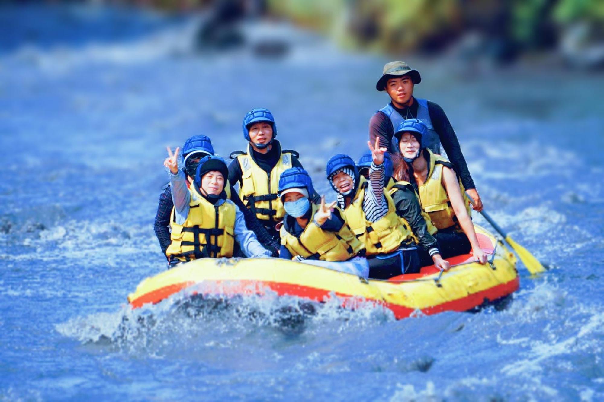 山多香青年民宿 Santhosham Hostel Yilan Bagian luar foto